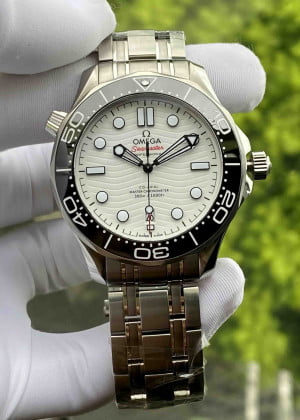 Omega Seamaster Professional White Dial 210.30.42.20.04.001 42mm