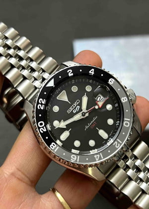 Seiko 5 GMT SSK001 Second Hand 42.5mm - Likenew