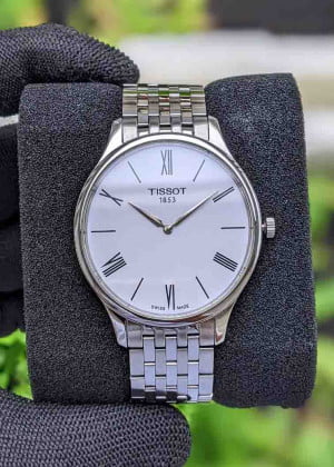 Tissot T-classic Tradition Quartz T0634091101800 39mm - Used