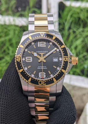 Longines Hydro Conquest Demi-Black L3.742.3.56.7 - Used