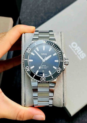 Oris Aquis Blue 01 733 7730 4135-07 8 24 05PEB 43.5mm - Likenew