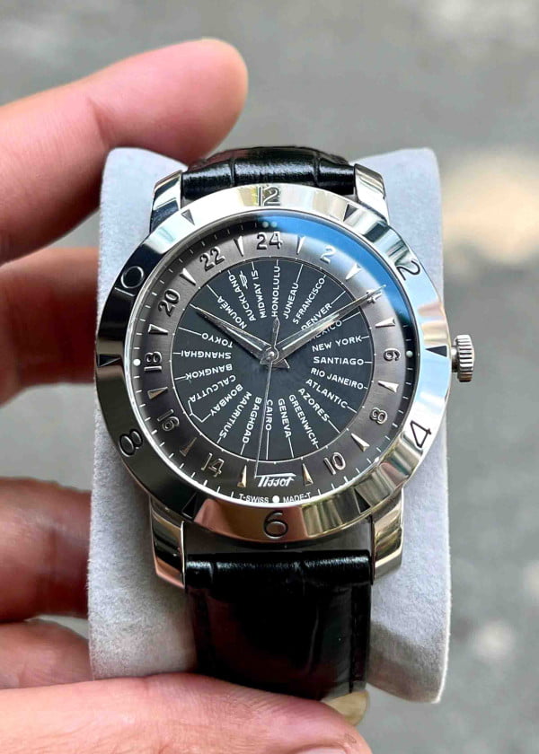 Tissot Heritage Navigator Automatic World Time GMT T0786411605700 - Used
