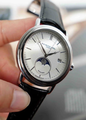 Raymond Weil Maestro Moonphase 2879-STC-65001 39.5mm - Likenew