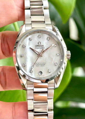 Omega Aqua Terra MOP Diamond 231.10.39.21.55.002 - Used