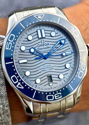 Omega Seamaster Diver 300m 42mm Grey 210.30.42.20.06.001 - Used