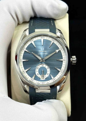Omega Aqua Terra Small Seconds 41mm 220.12.41.21.03.005 - Used