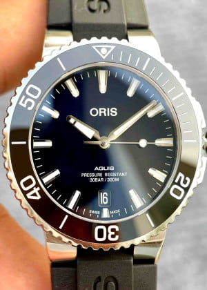 Oris Aquis Date 01 733 7766 4135-07 4 22 64FC 39mm - Used