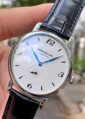Montblanc Star classic 107073 size 39mm - Like New