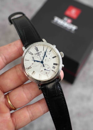 Tissot Carson Chronograph Quartz T122.417.16.033.00 - Like New