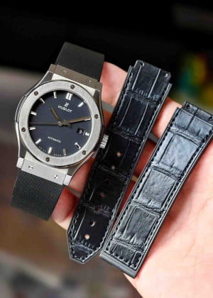 Hublot Classic Fusion Titanium 42mm 542.NX.1171.LR - Used
